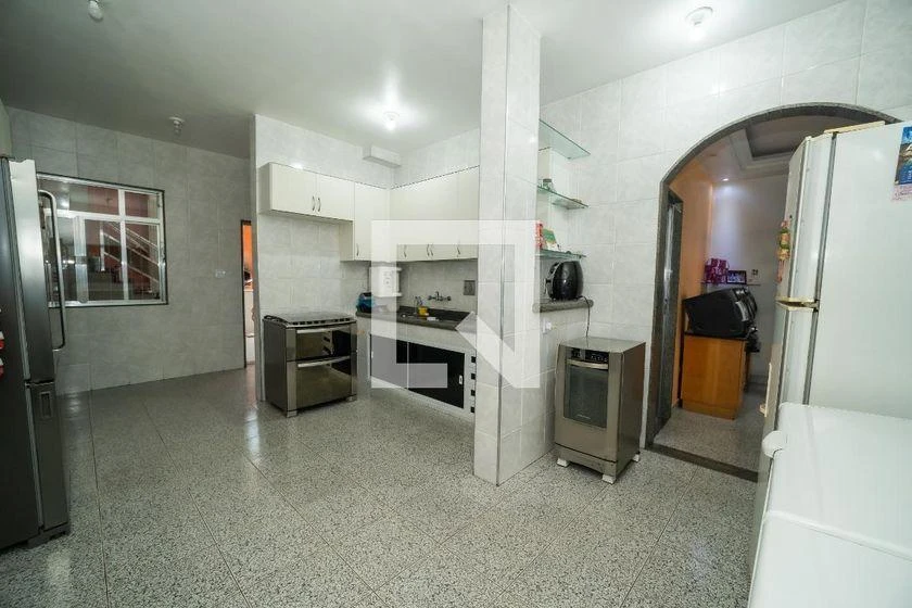 Casa mobiliada, 449 m², com espaço de home office — photo 2
