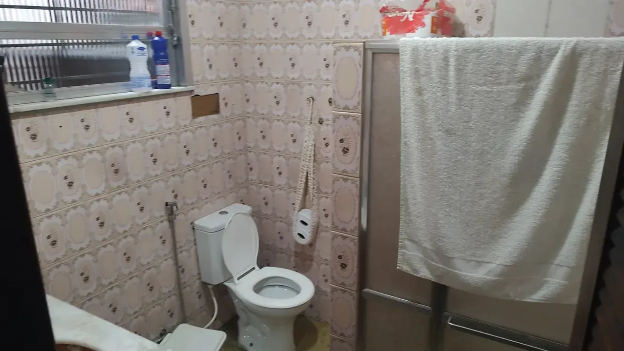 Casa com 3 quartos e 2 banheiros e 3 vagas de garagem — photo 9