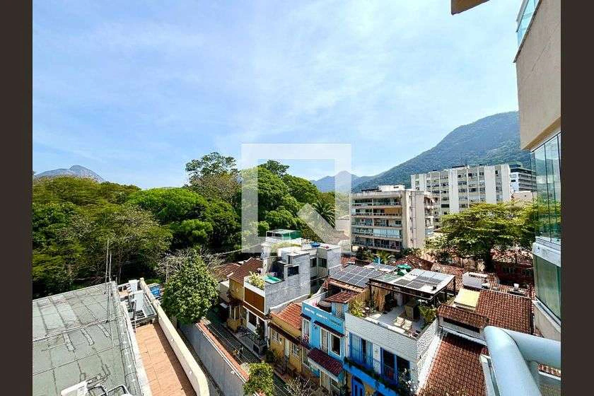 180 m² furnished apartment with open-plan kitchen — photo 18