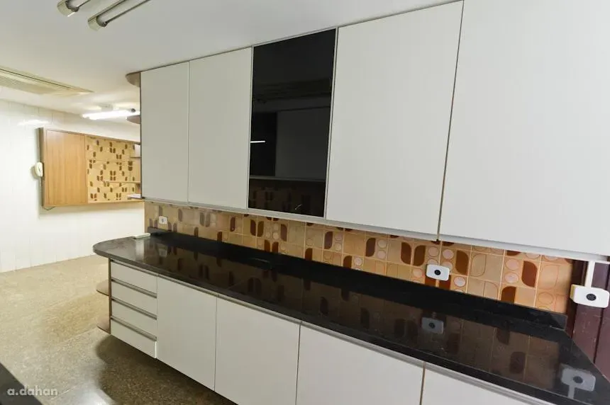 Apartamento de 400 m² com 4 quartos e 5 banheiros — photo 20