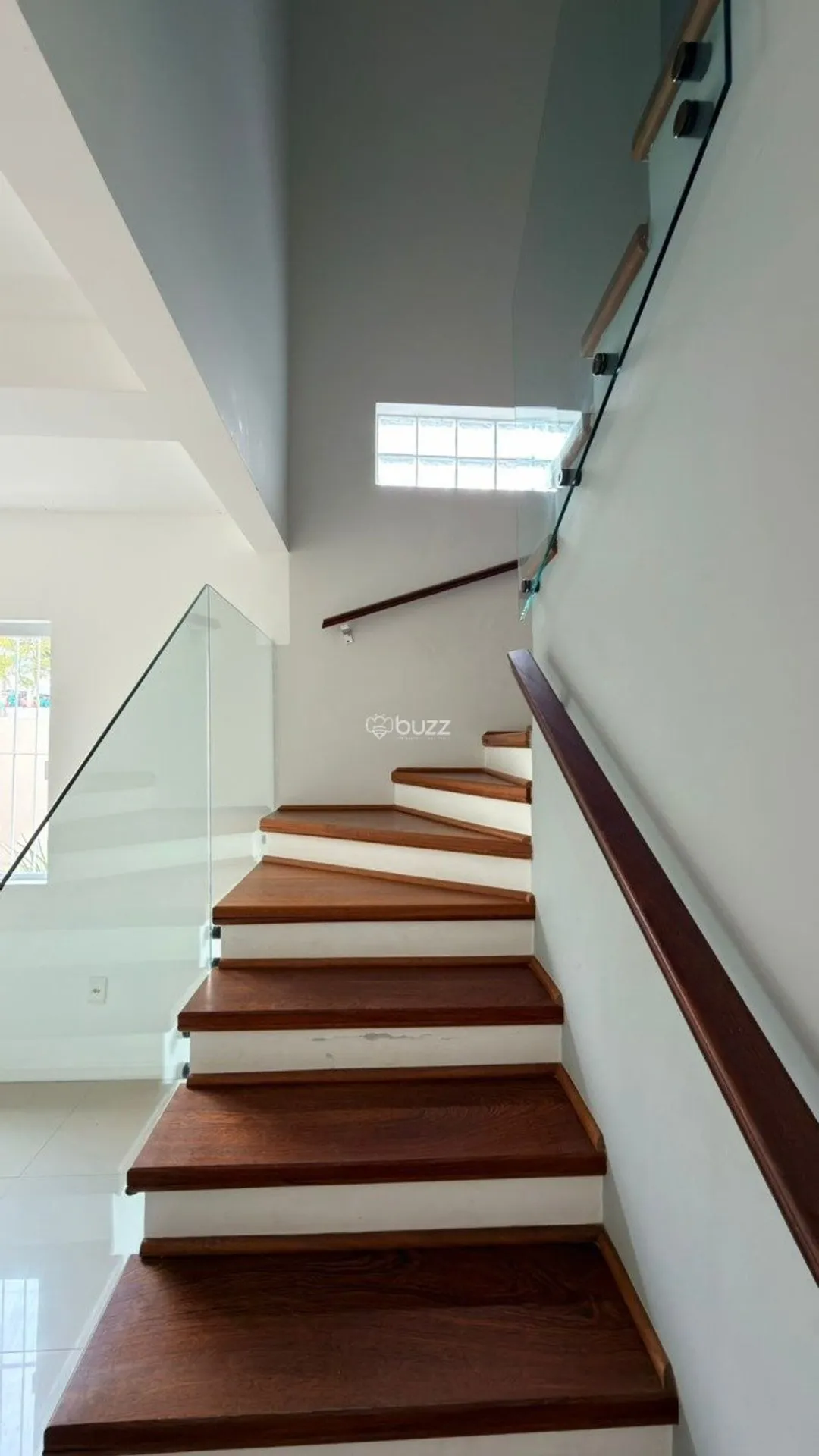 146 m² house with a walk-in closet and a garden — photo 21