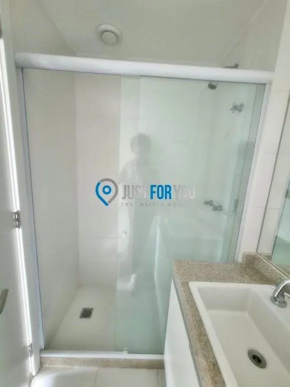 2-bedroom apartment, 1 with its own bathroom, 80 m² — photo 25