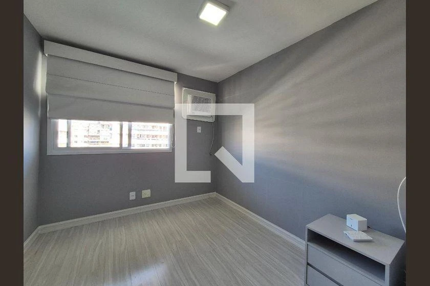 Furnished apartment with 5 bedrooms, balcony and 196 m² — photo 28