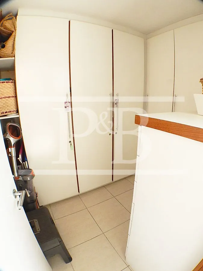 3-bedroom apartment with open-plan kitchen, 270 m² — photo 35