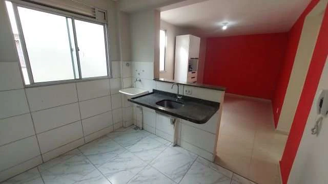 Unfurnished 2-bedroom apartment with open-plan kitchen — photo 2