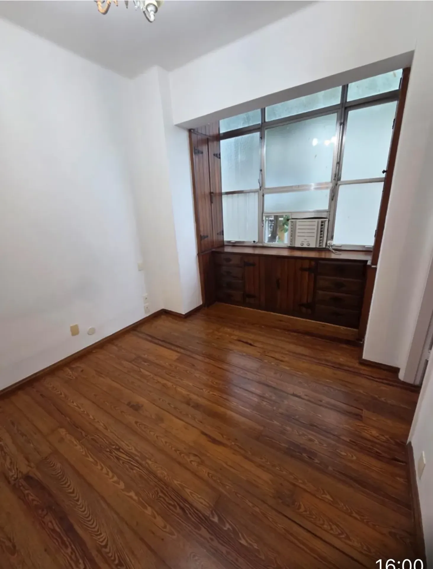 100 m² apartment with 3 bedrooms and a separate kitchen — photo 10