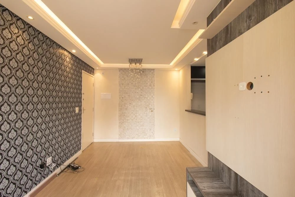 2-bedroom apartment in a building with a gym — photo 43