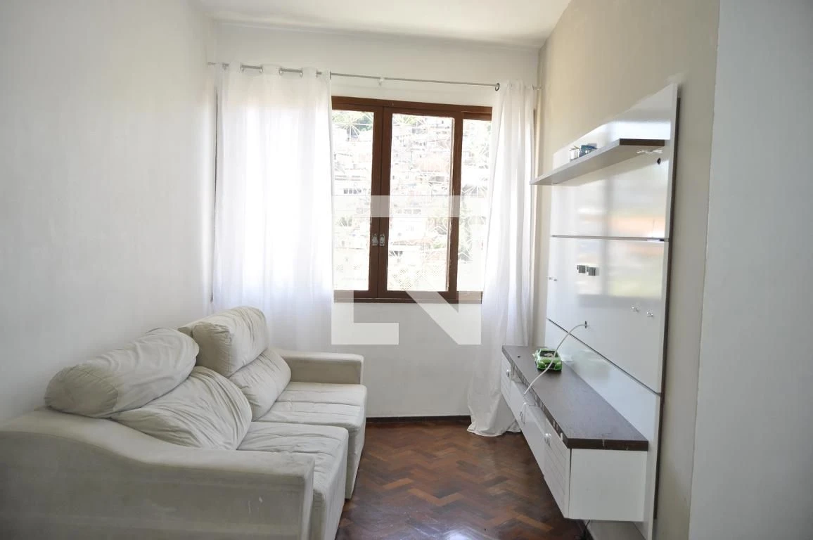 Rental apartment with 2 bedrooms and a private garden — photo 12