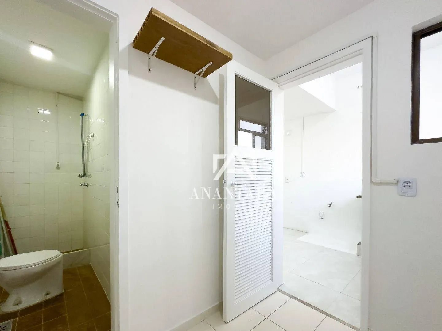 2-bedroom apartment with a water view in Rio de Janeiro — photo 12