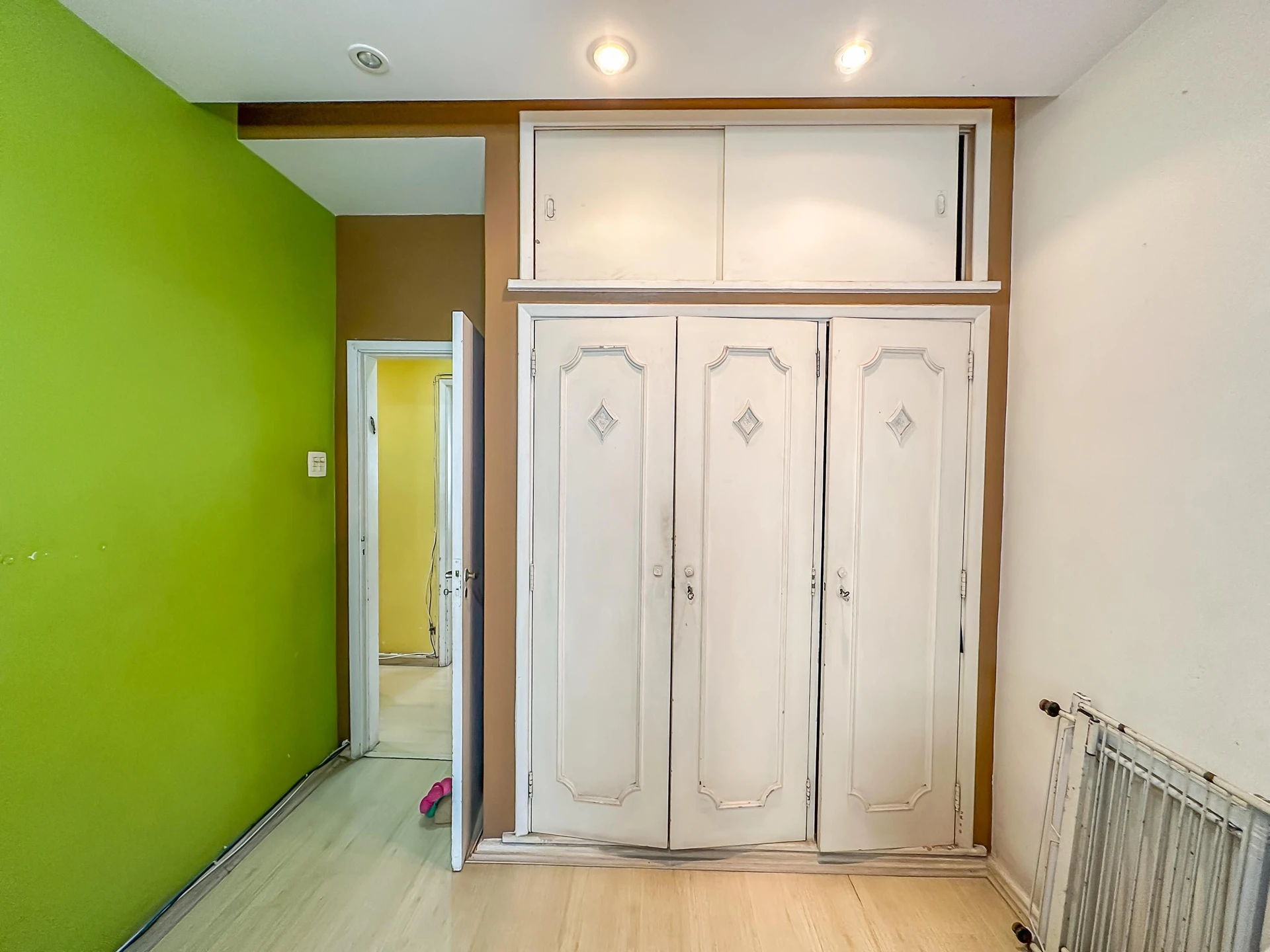 Ванна та 4 спальні: квартира 206 м² — photo 47