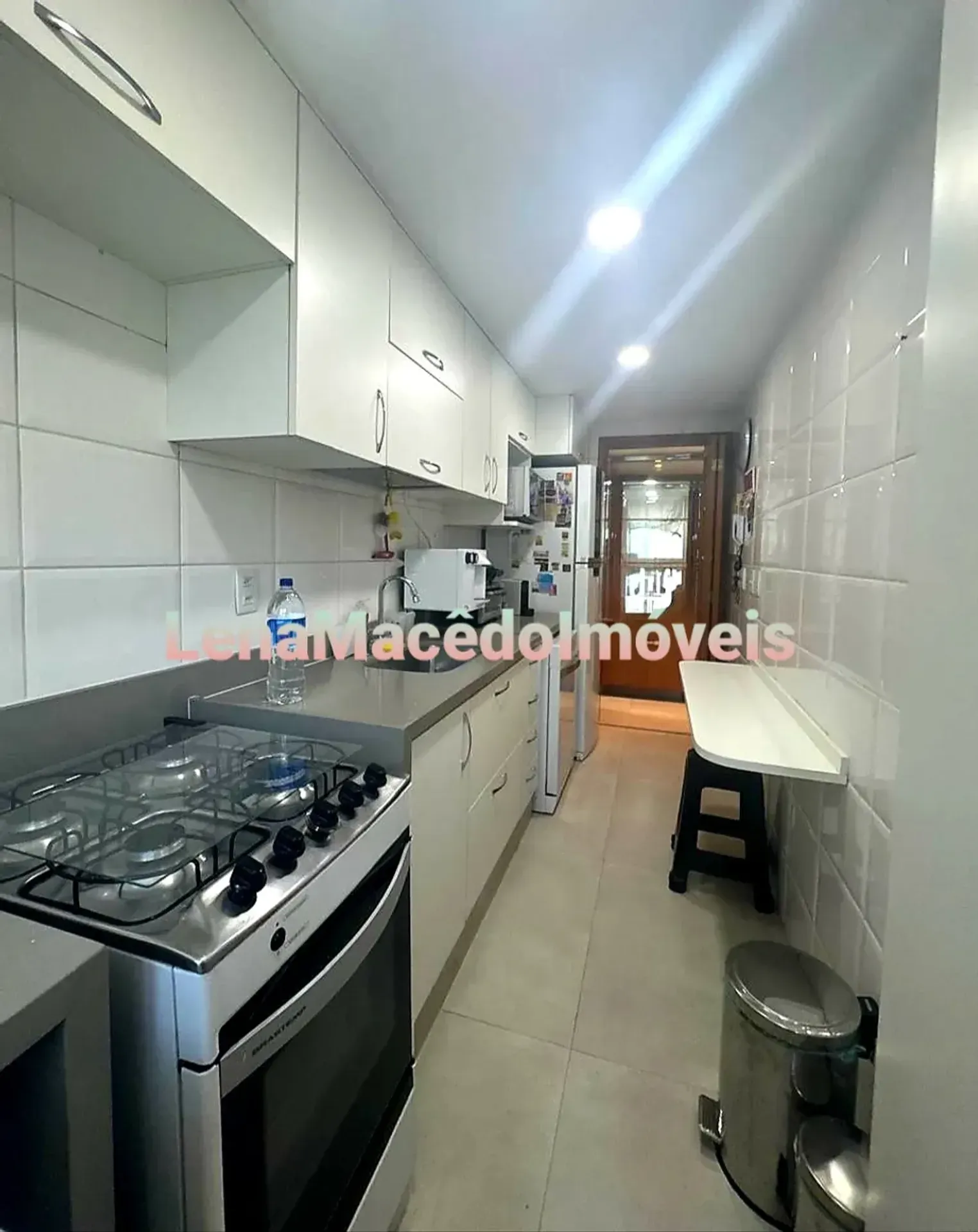 70 m² apartment with 2 bedrooms and a balcony — photo 24