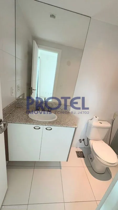 Unfurnished penthouse with 4 bedrooms and 5 bathrooms — photo 51
