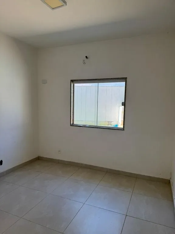 House with 5 bedrooms and 4 bathrooms plus open pool — photo 39