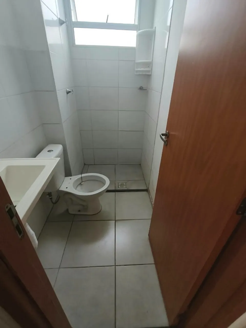 2-bedroom apartment with 2 parking spaces and 1 bath — photo 14
