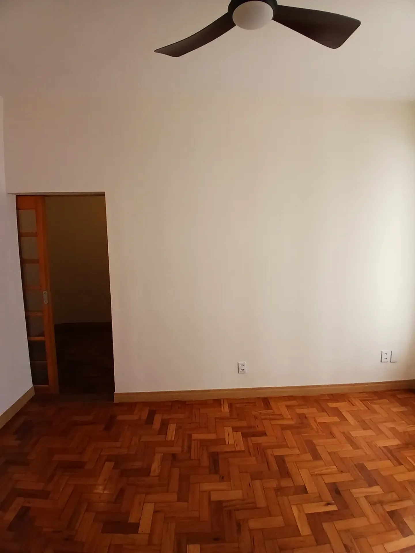 Apartamento no 4º andar com piso de madeira ou laminado — photo 9