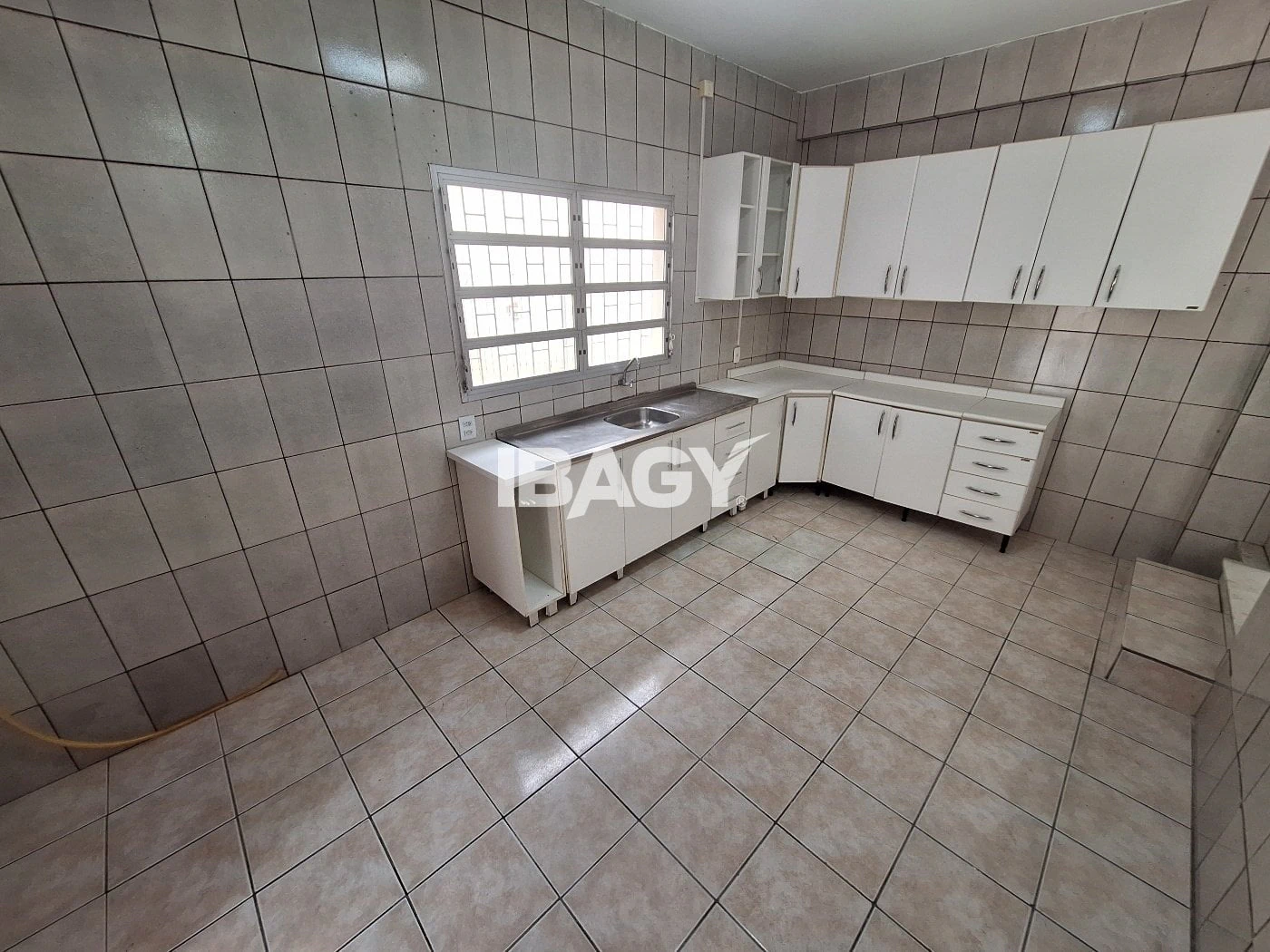 Private BBQ in a 5-bedroom house, 128 m² — photo 5