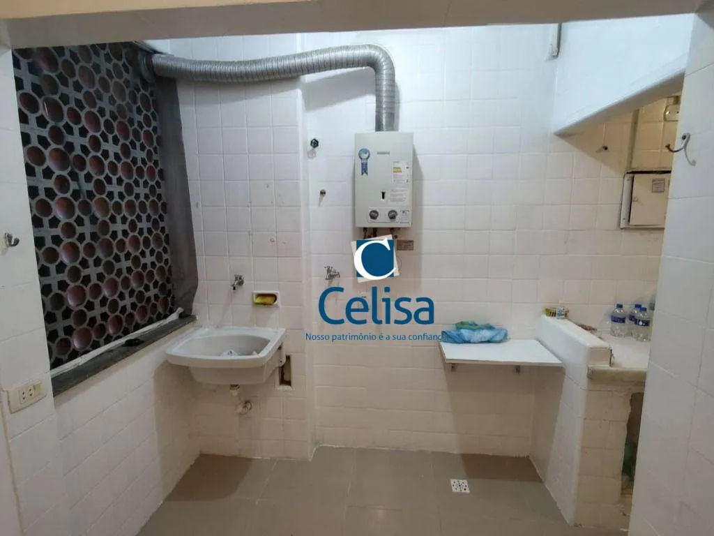 Apartamento com 2 dormitórios e área de lavanderia (74 m²) — photo 22
