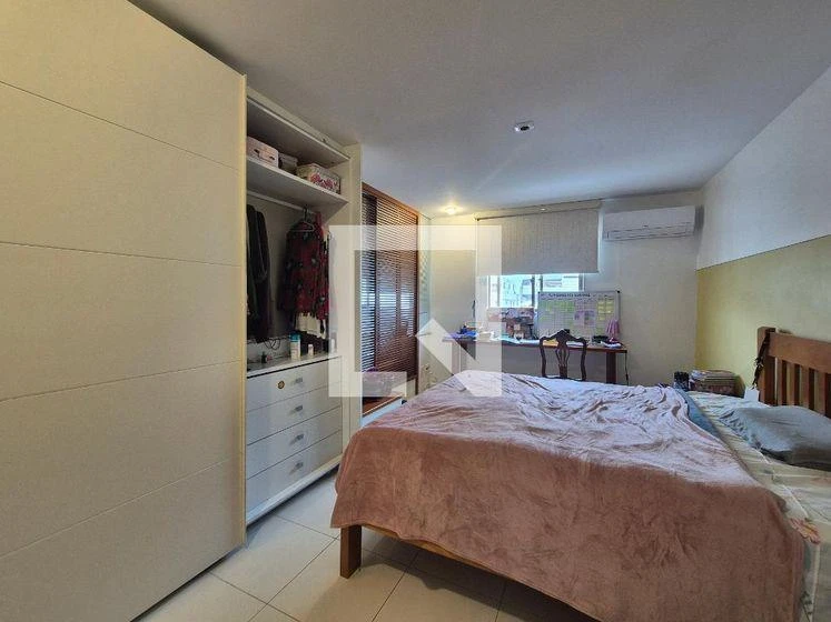 Furnished apartment, 325 m², with a home office — photo 3