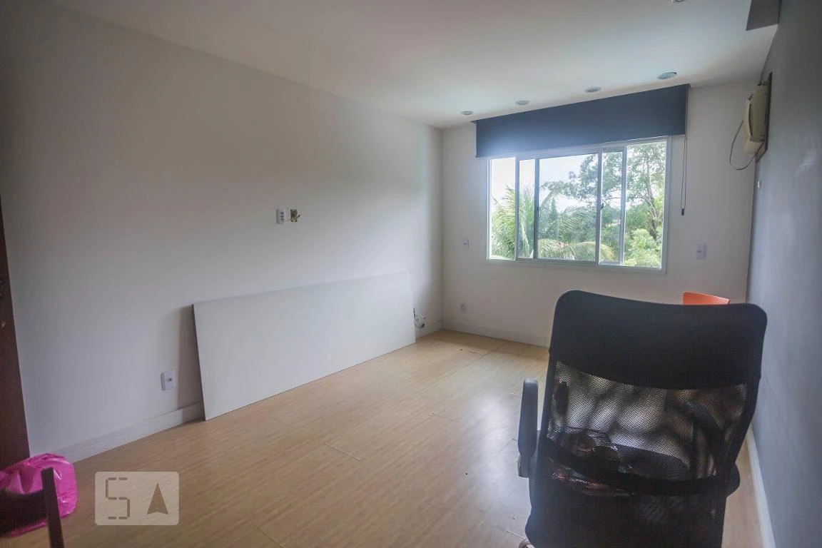 Furnished 680 m² house with 3 bedrooms — photo 43