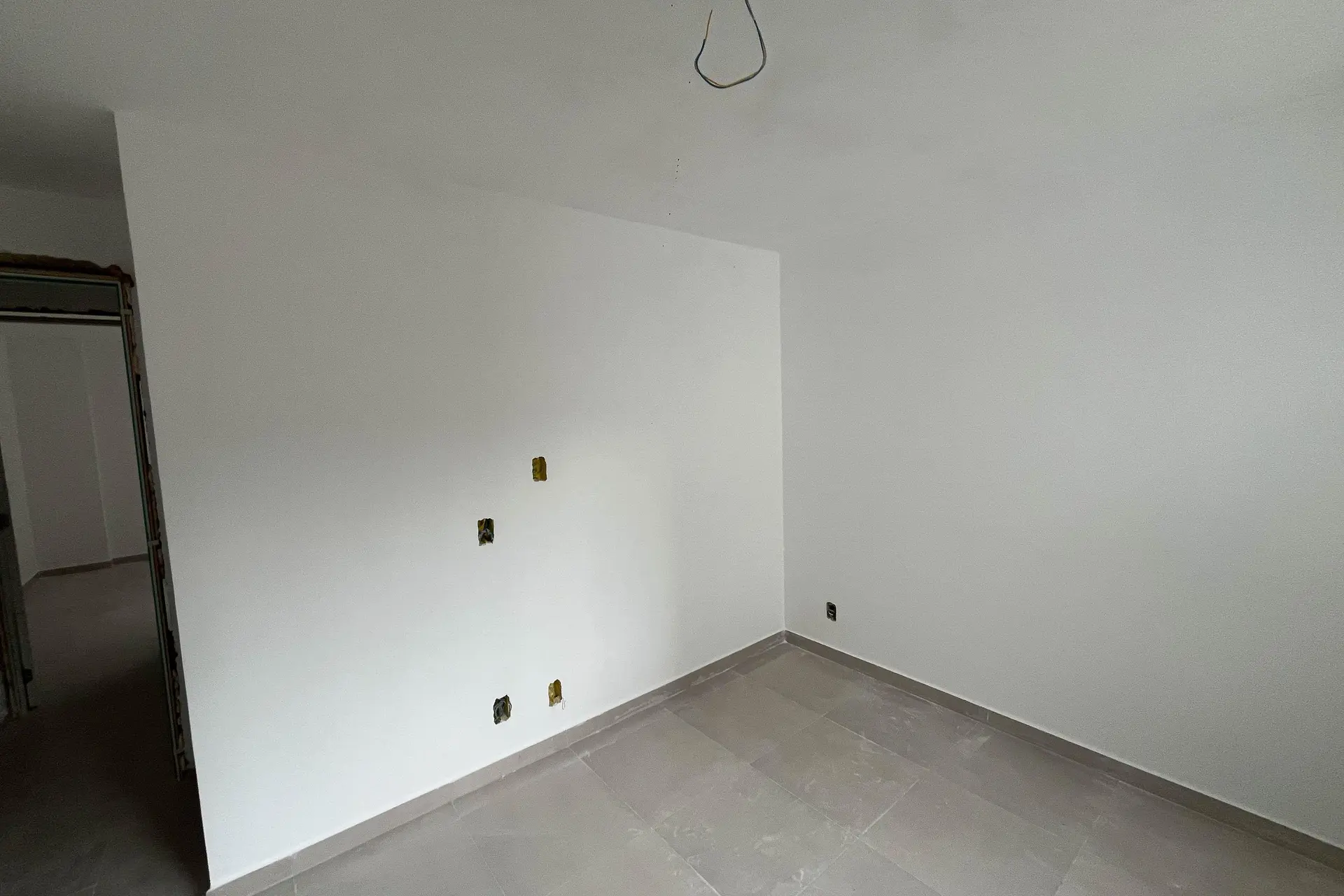 2-bedroom apartment with a mountain view — photo 20