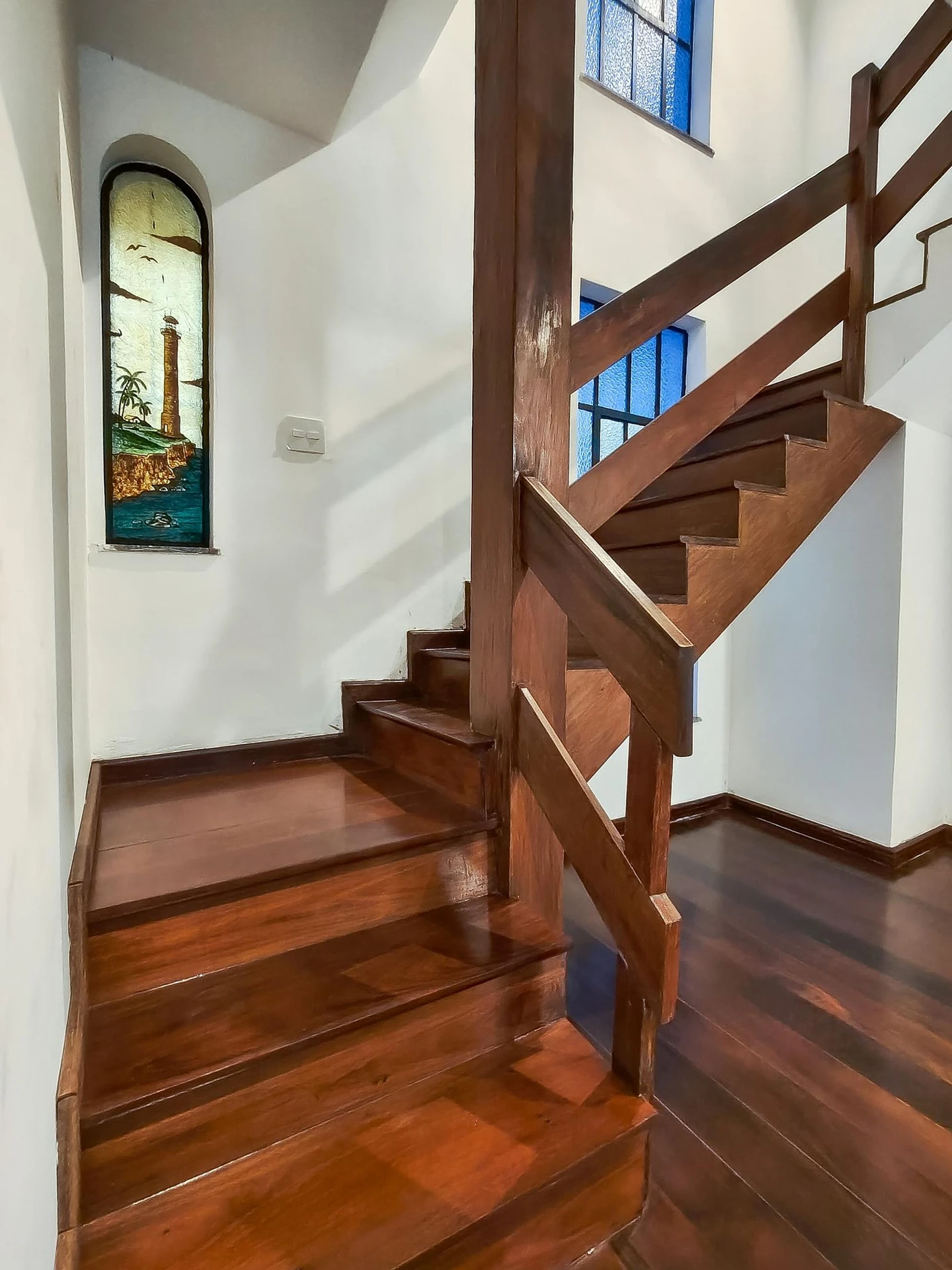 House for rent with 5 bedrooms and 8 bathrooms — photo 52