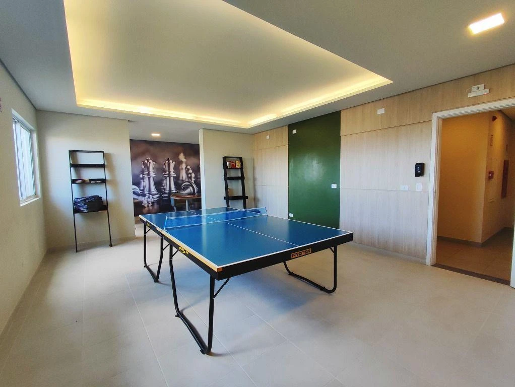 2-bedroom apartment with wood or laminate floors in Curitiba — photo 31
