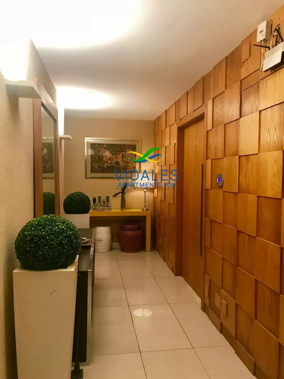 Furnished apartment with an open-plan kitchen and 5 bedrooms — photo 19