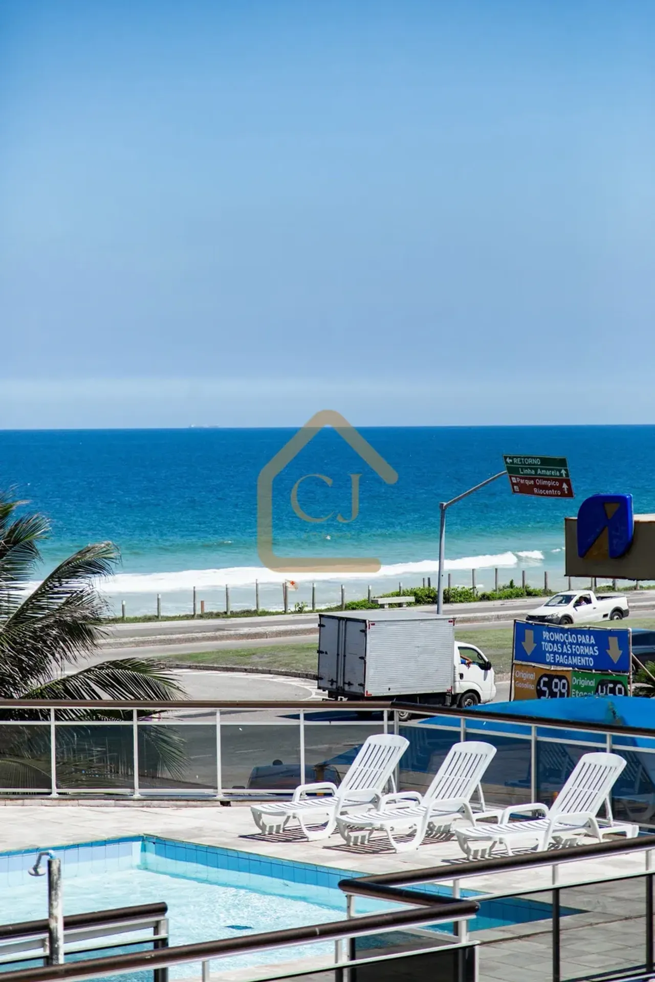 1-bedroom, 1-bath apartment with a balcony — photo 24