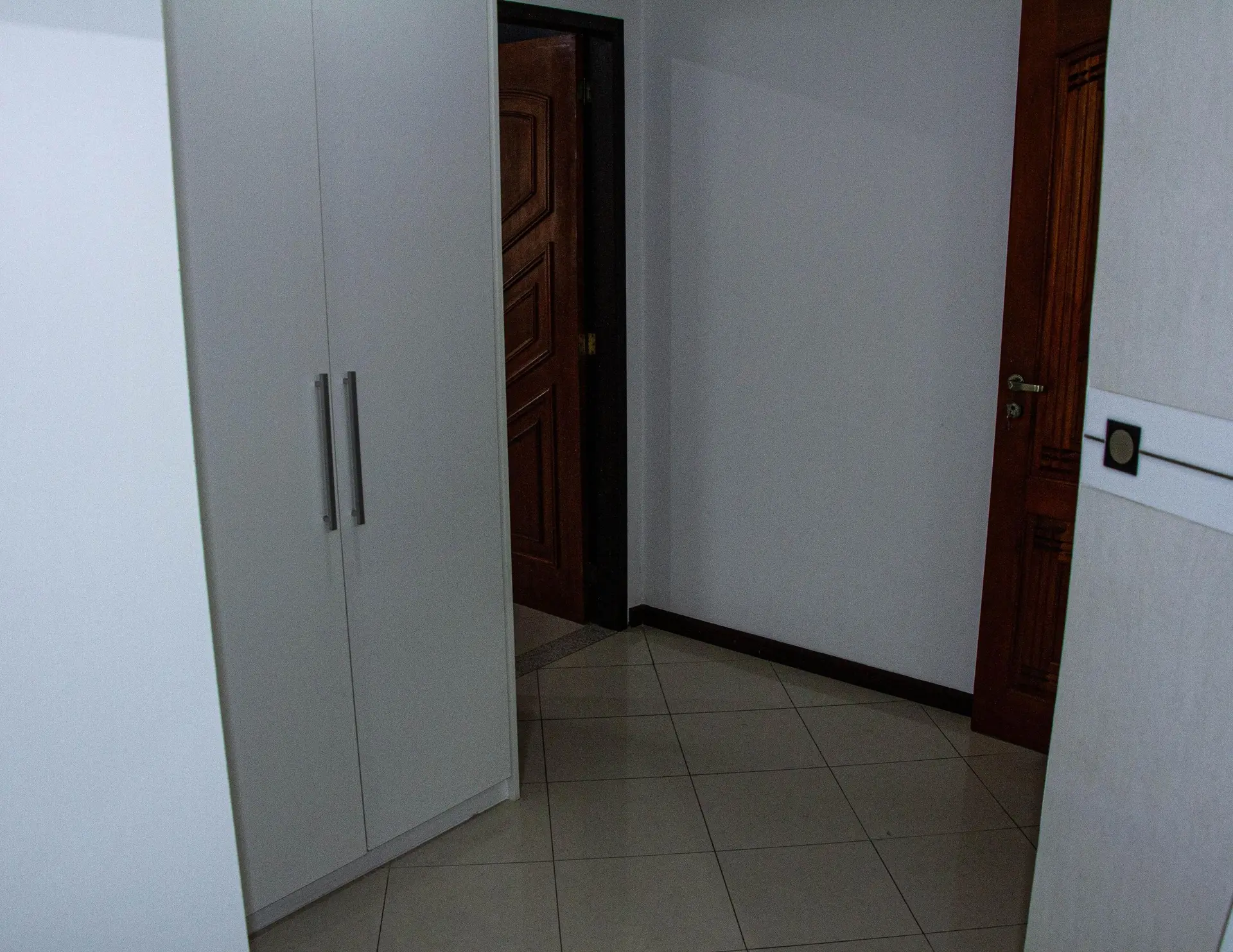 Furnished house, 300 m², with a grill on the balcony — photo 49
