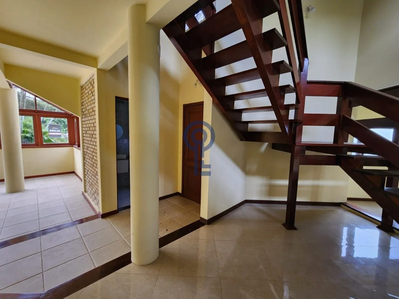 Condo house with 4 bedrooms and a private garden — photo 67