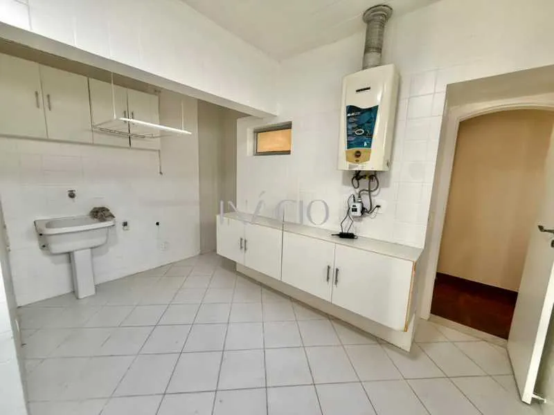 Apartamento de 350 m² com churrasqueira privativa e banheira — photo 12