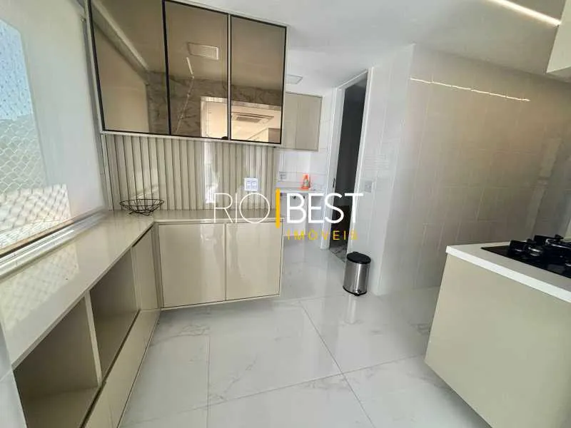 Furnished 3-bedroom apartment with open-plan gas kitchen — photo 7