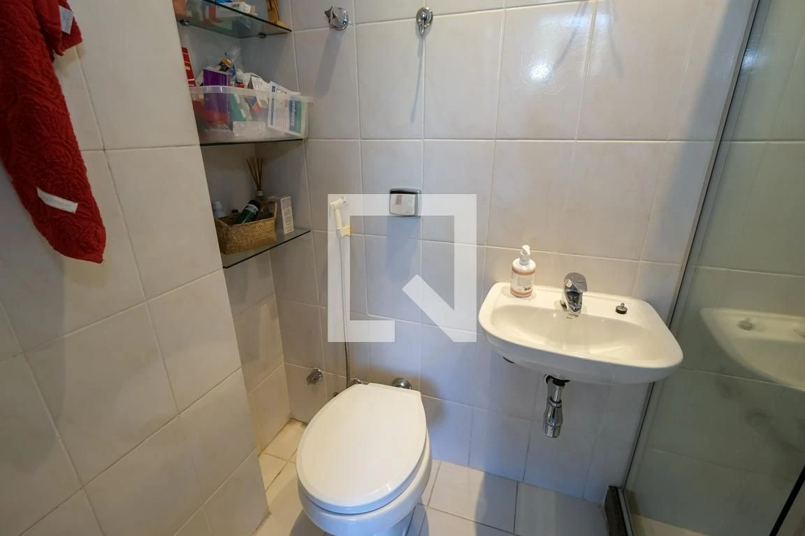 Furnished apartment with 3 bedrooms and private BBQ — photo 41