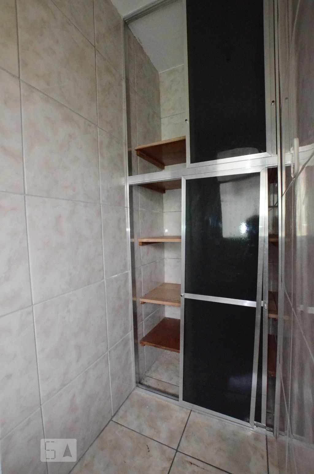 Casa sem mobília com 2 quartos, quintal e varanda — photo 19