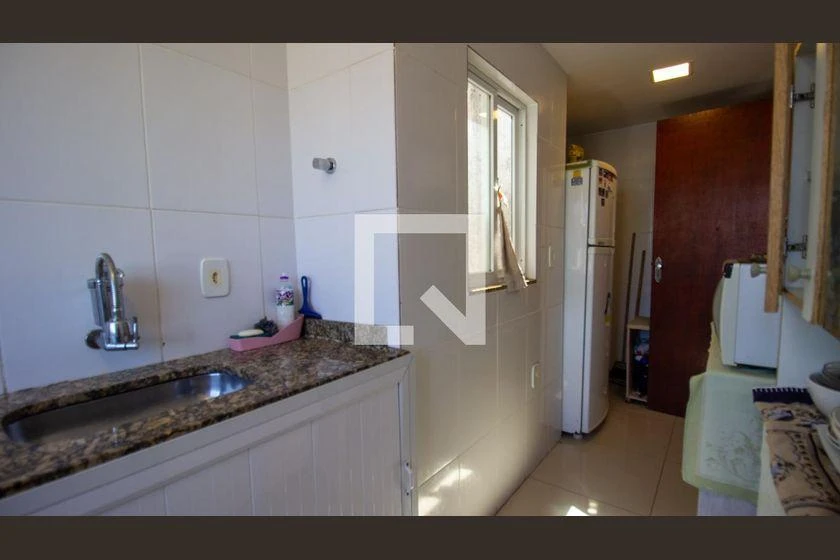 Top-floor apartment with 3 bedrooms and 290 m² terrace — photo 38
