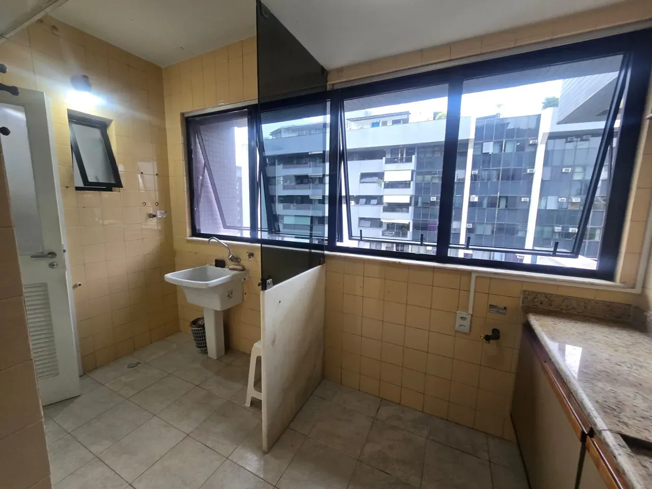 Apartment, 127 m², with a walk-in closet — photo 13