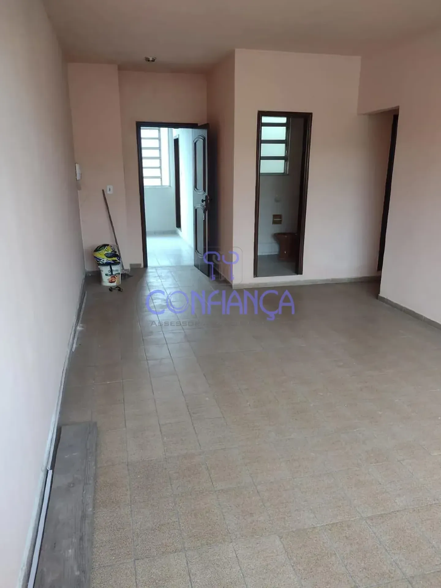 3-bedroom apartment with 2 bathrooms, no parking — photo 11
