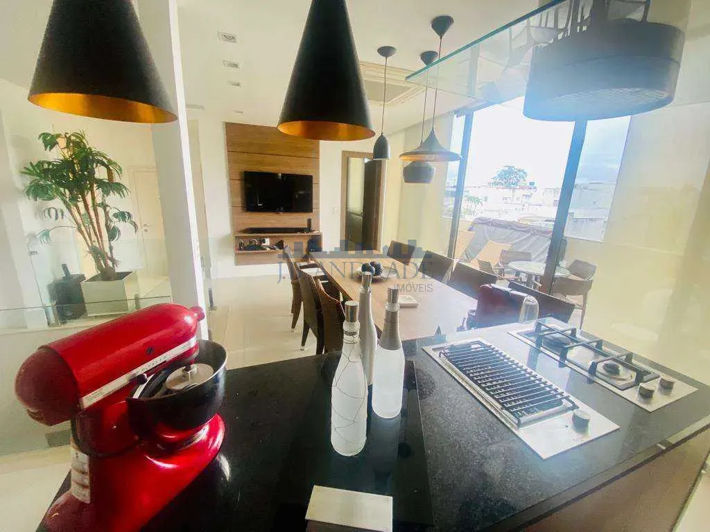 Furnished 4-bedroom apartment with 4 bathrooms — photo 8