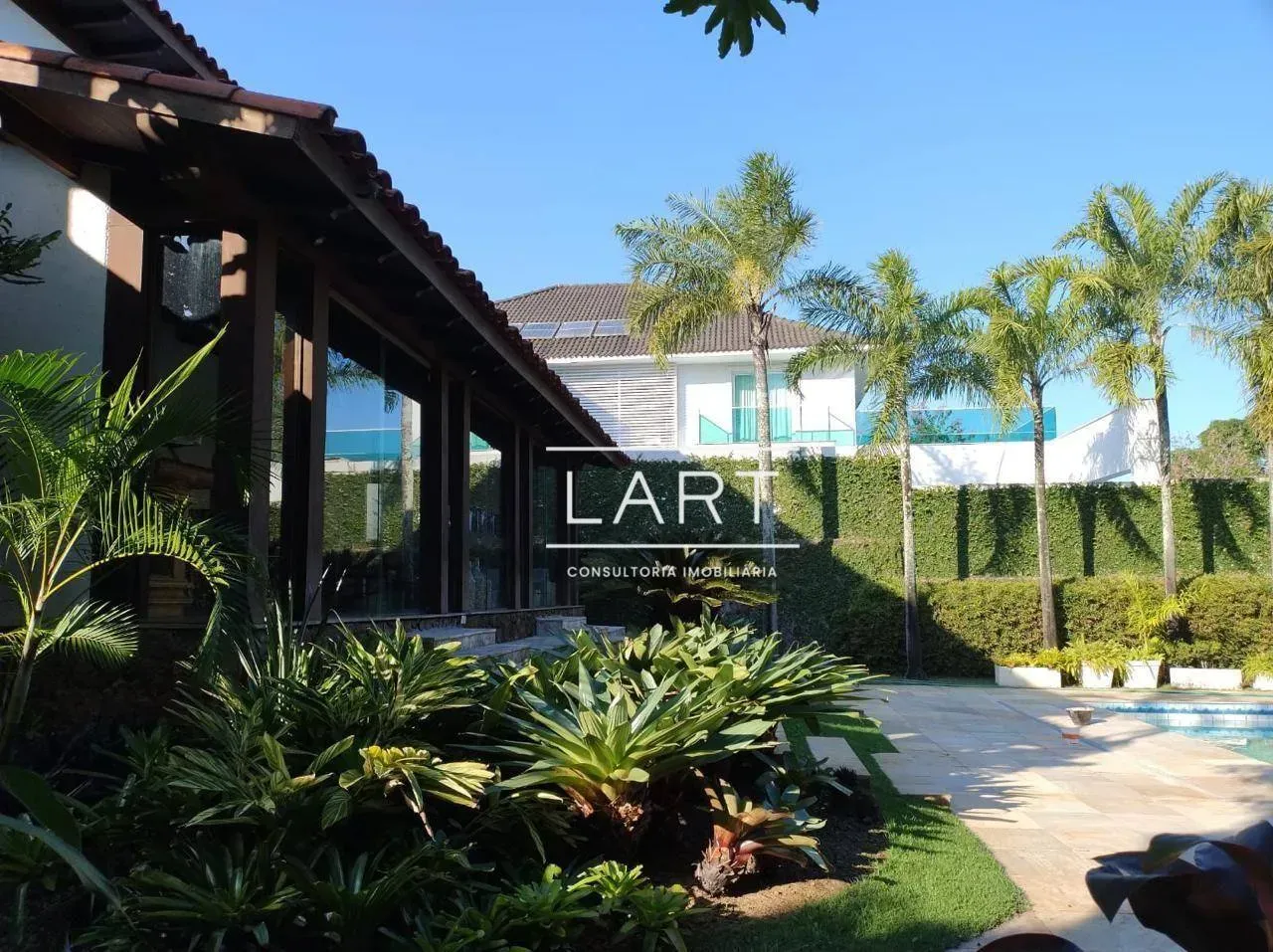 House with 4 bedrooms and 5 bathrooms, 962 m² and 2 parking — photo 3