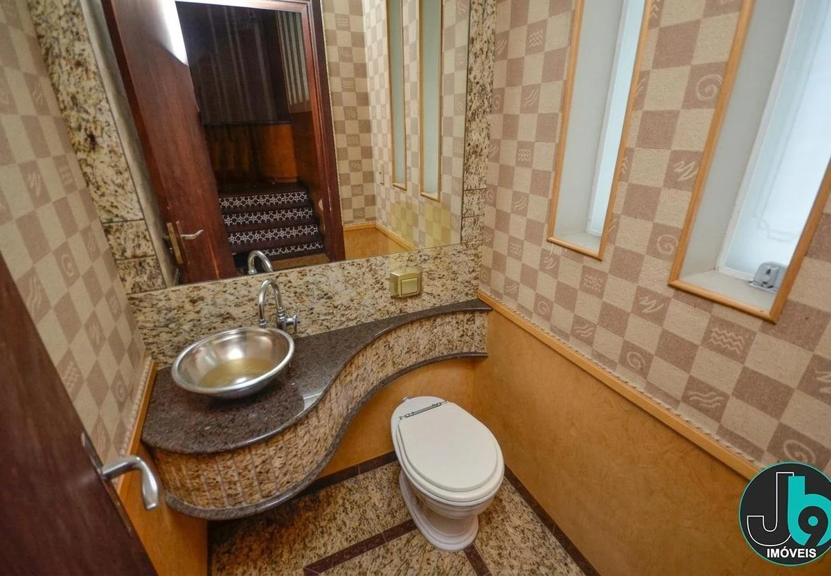 Будинок в оренду з 4 спальнями та 302 м² — photo 10