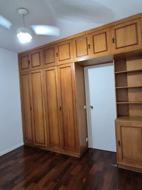 90 m² apartment with 2 bedrooms and a balcony — photo 2