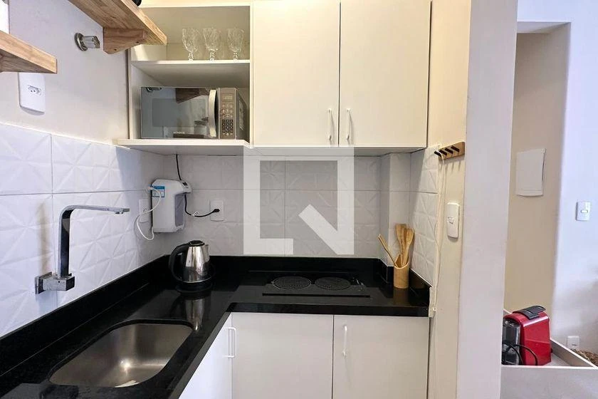 Furnished 1-bedroom apartment with a balcony — photo 19