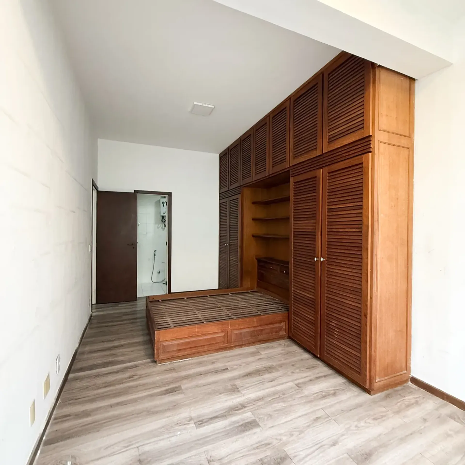 Private BBQ in a 3-bedroom apartment, 170 m² — photo 23