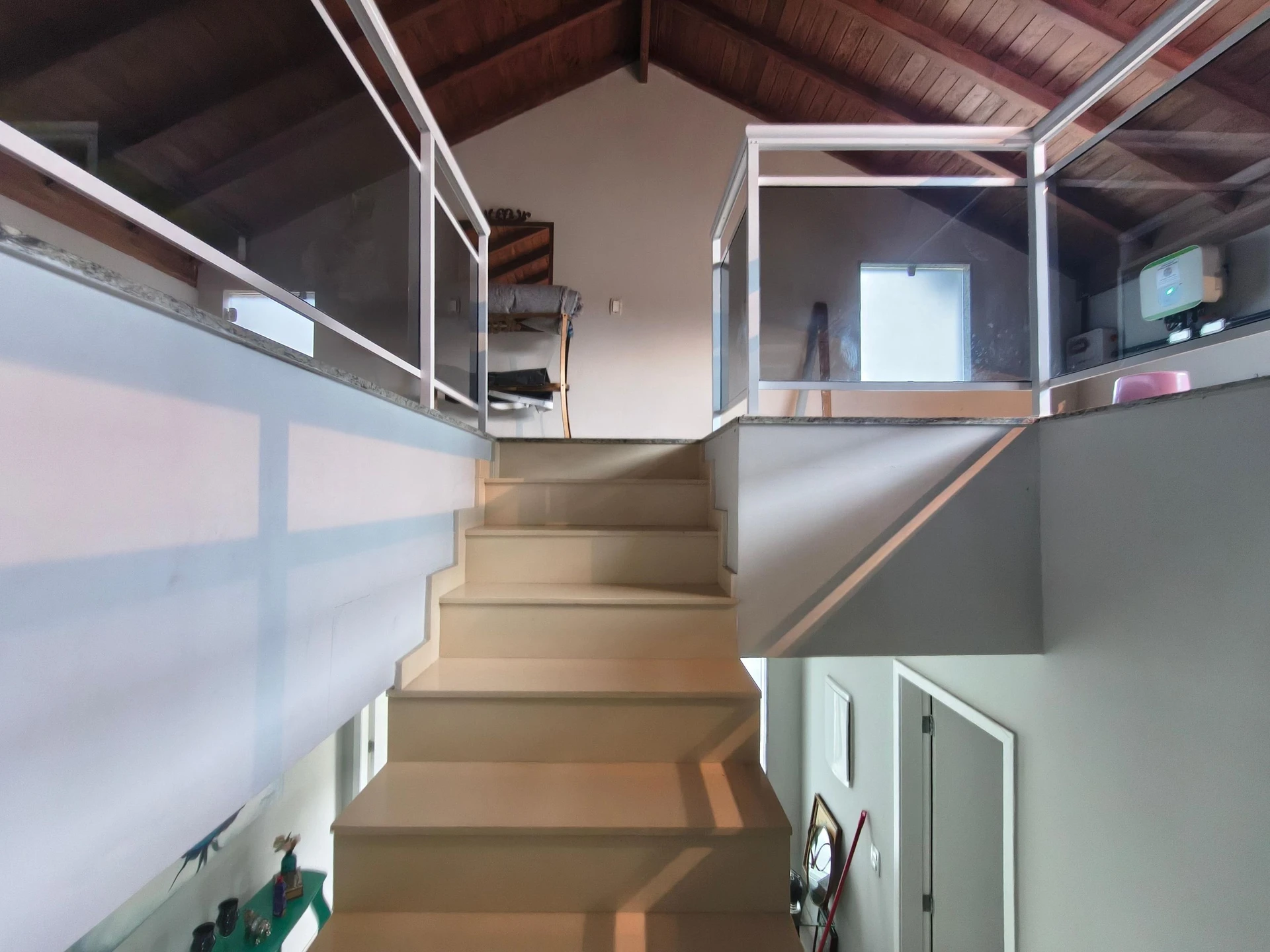 Furnished house, 220 m², with a bathtub — photo 77