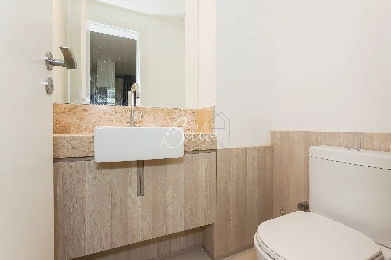 Apartment with open-plan kitchen, 2 en-suite and 3 baths — photo 9