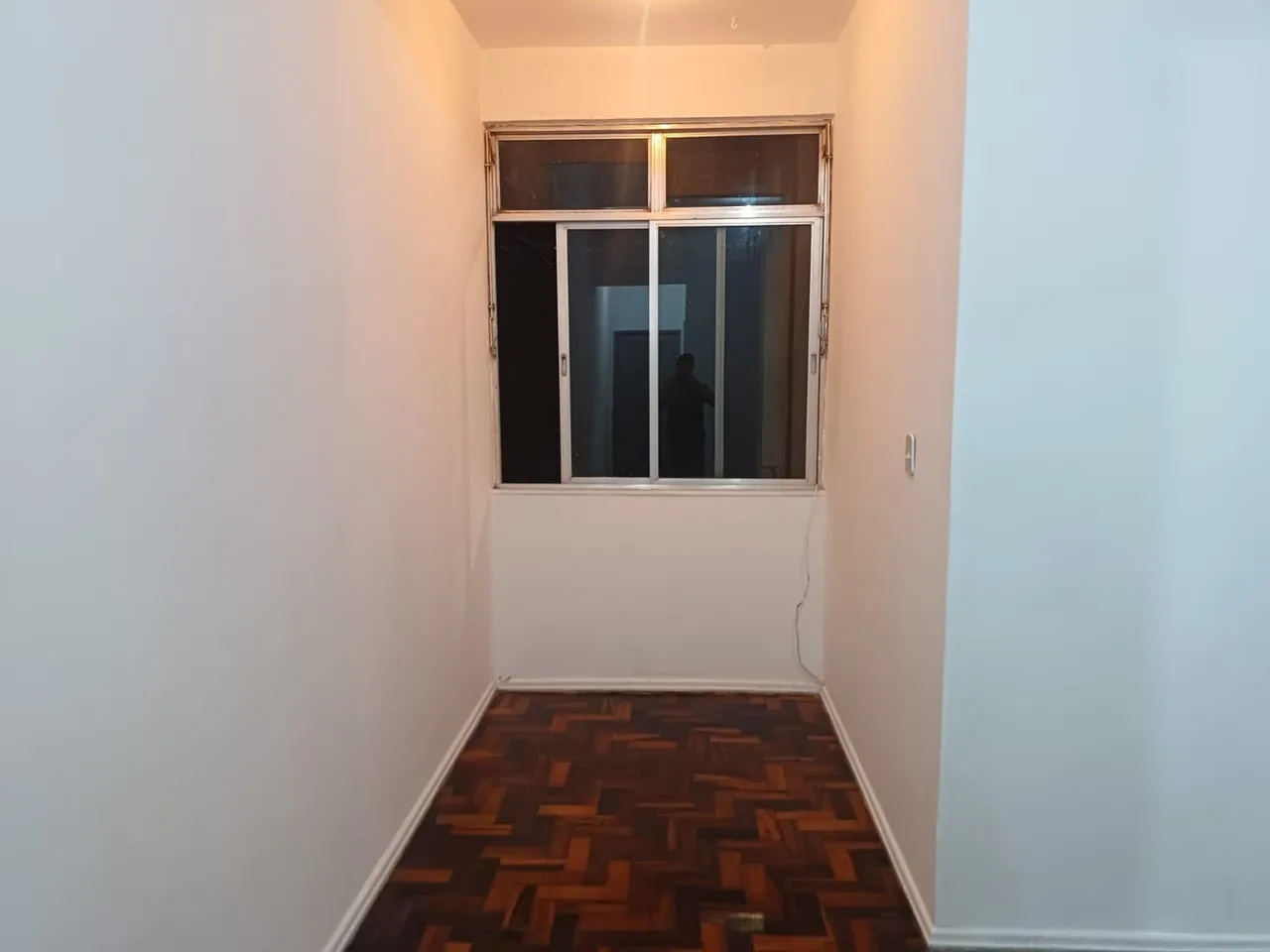 1 quarto e piso de madeira ou laminado: apartamento de 50 m² — photo 13