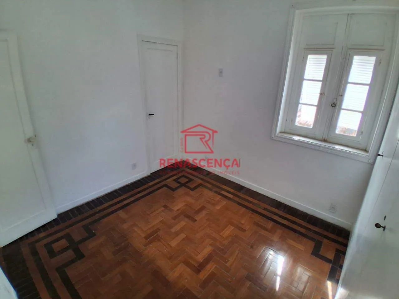 Квартира з 3 спальнями та зоною для прання — photo 3