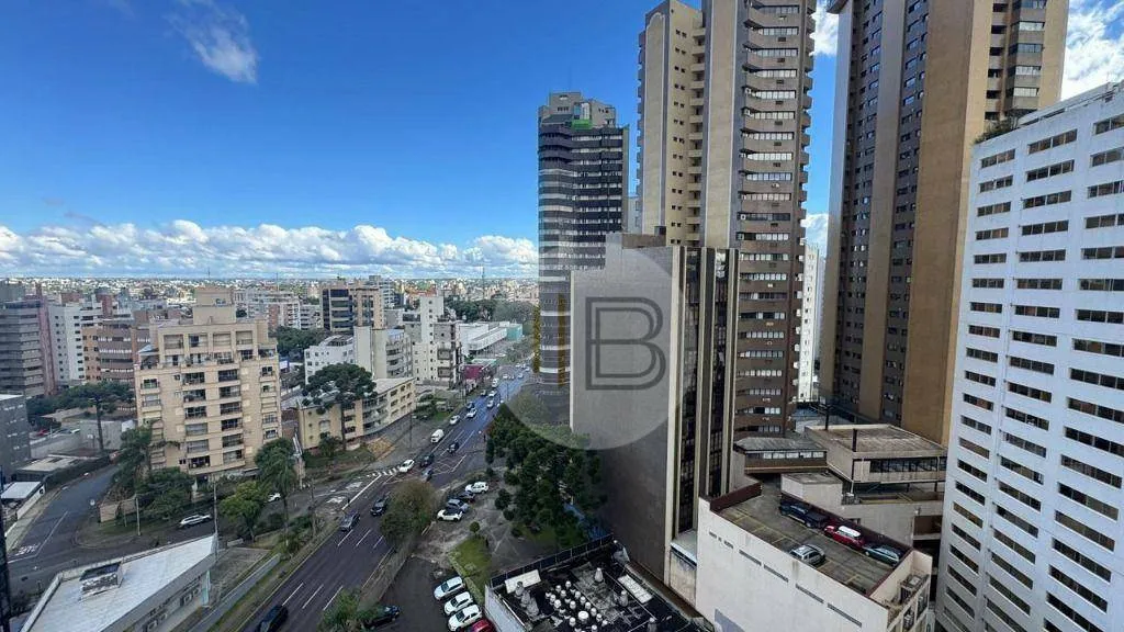 Furnished 1-bedroom apartment with private BBQ area — photo 10