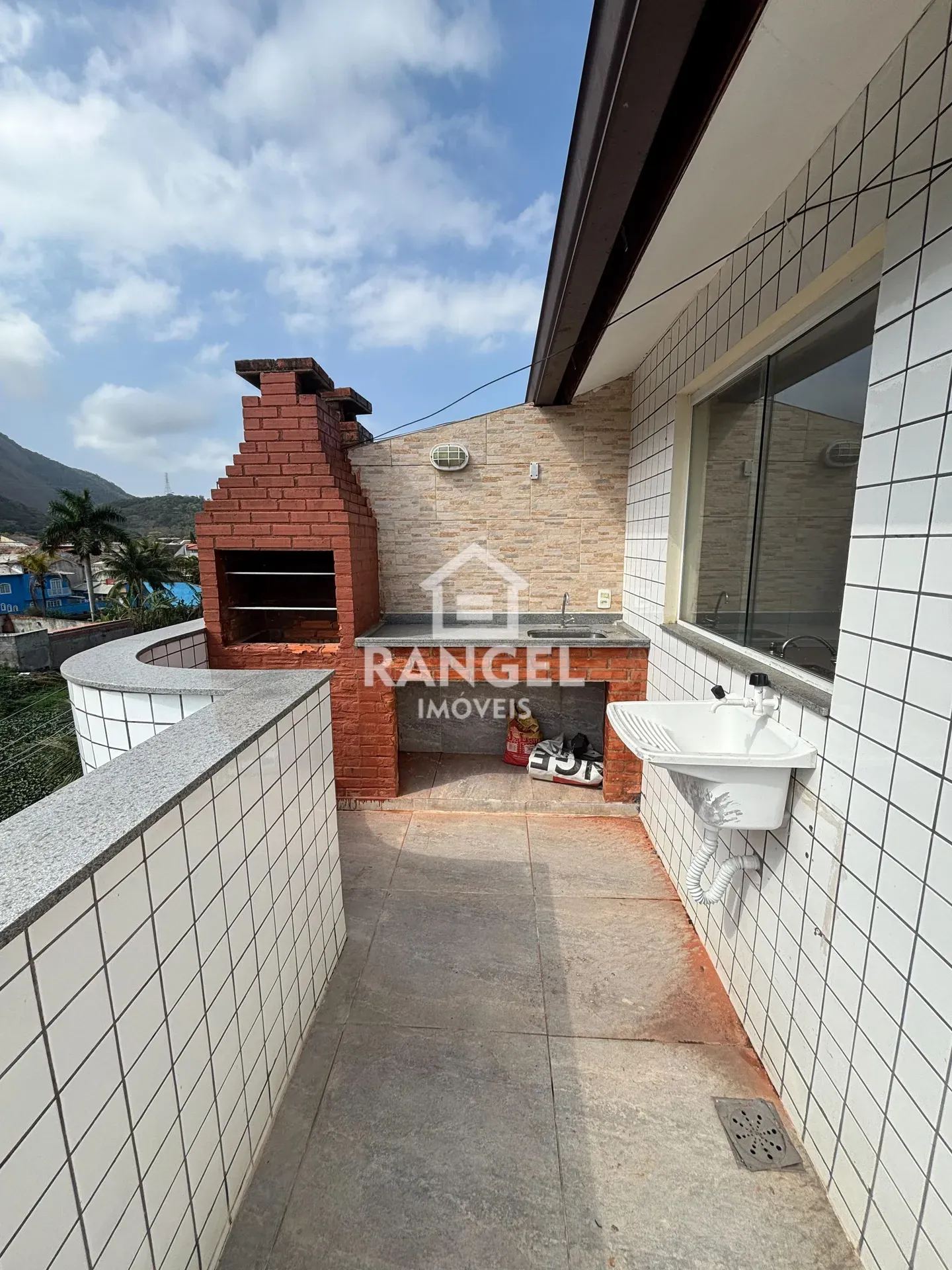Vista a la montaña y 2 dormitorios: departamento de 76 m² — photo 9