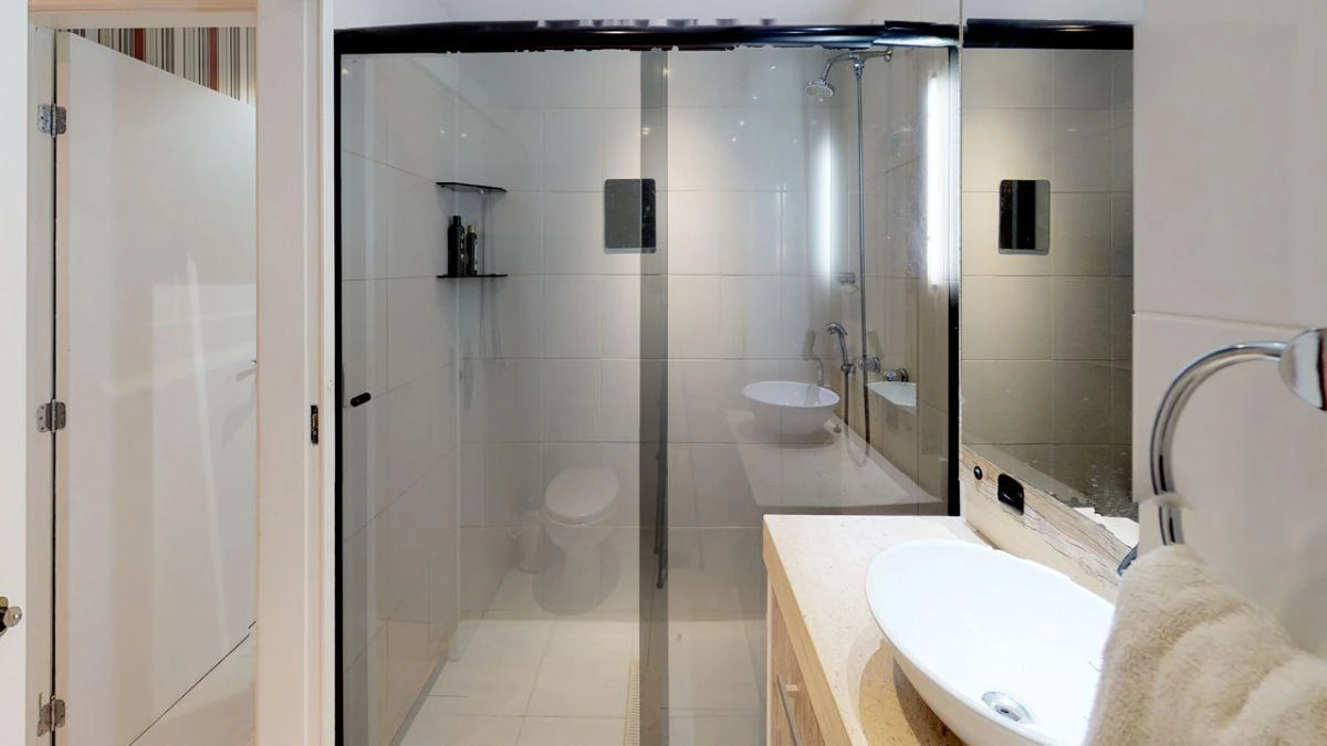 48 m² apartment with a home office and a washing machine — photo 29